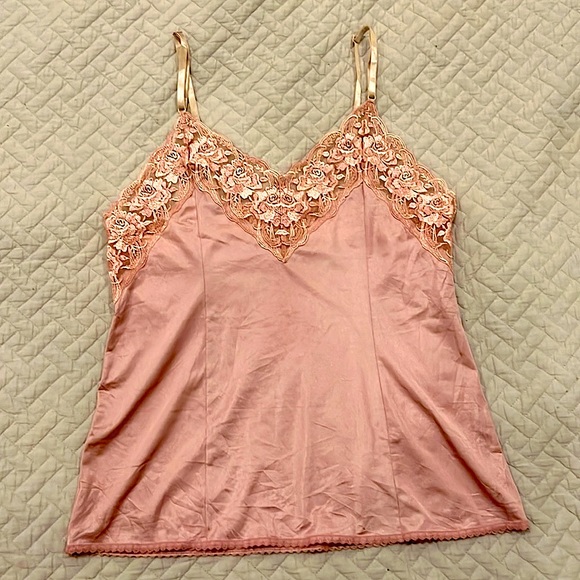 Other - VTG Parisian lingerie. Sexy pink camisole with intricate lace trim. Small.